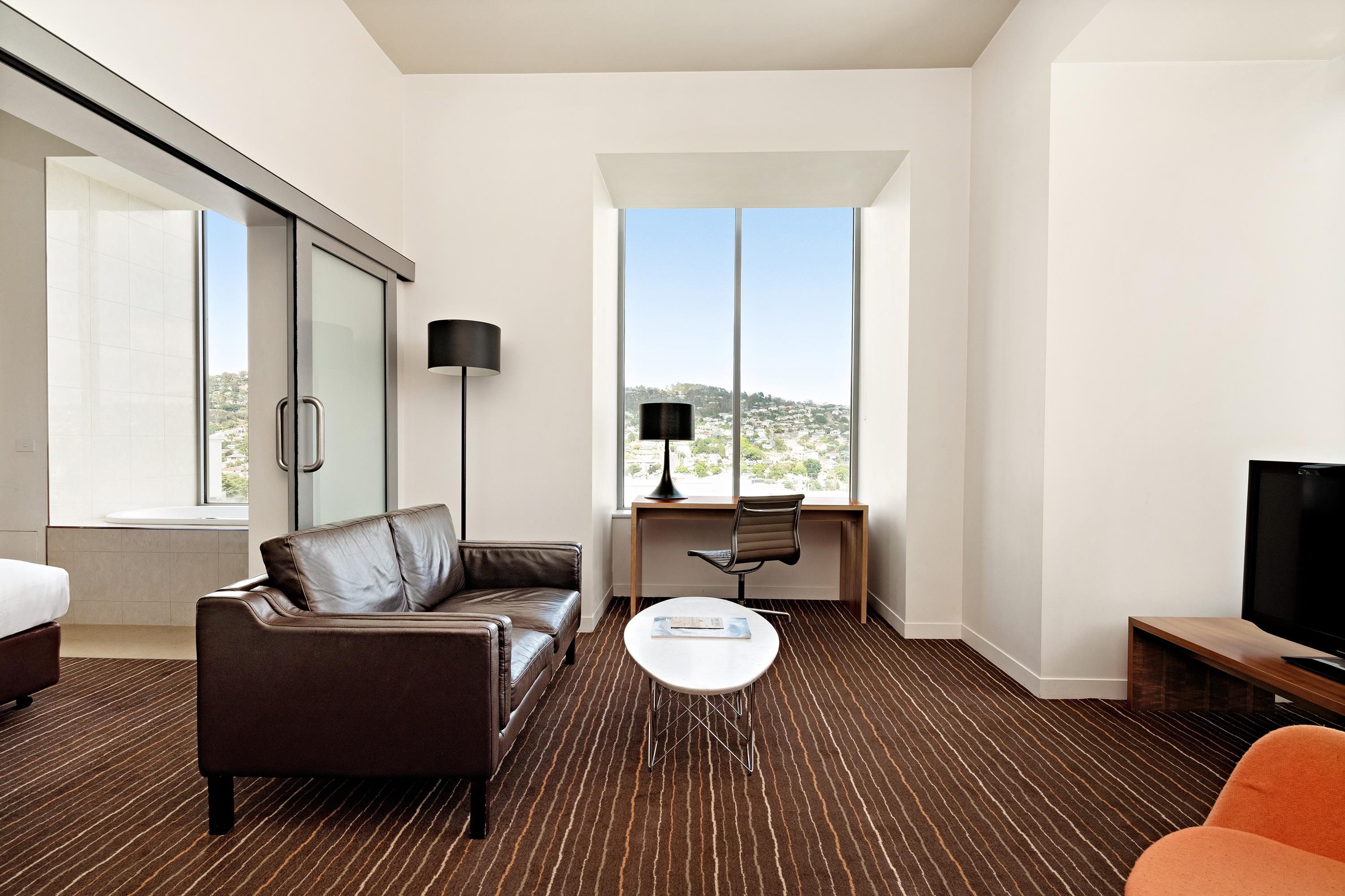 Mantra Charles Hotel Лонсестон Экстерьер фото