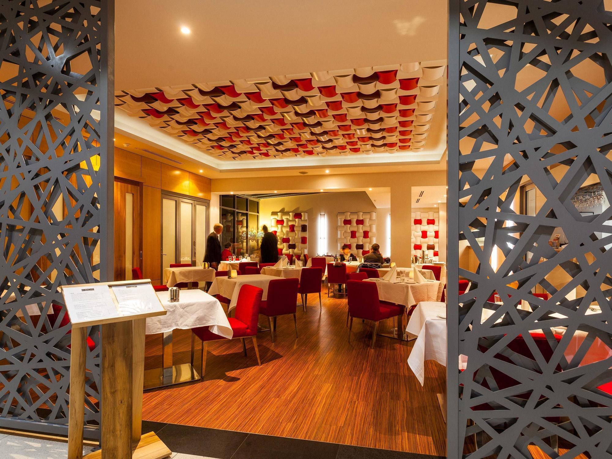 Mantra Charles Hotel Лонсестон Экстерьер фото