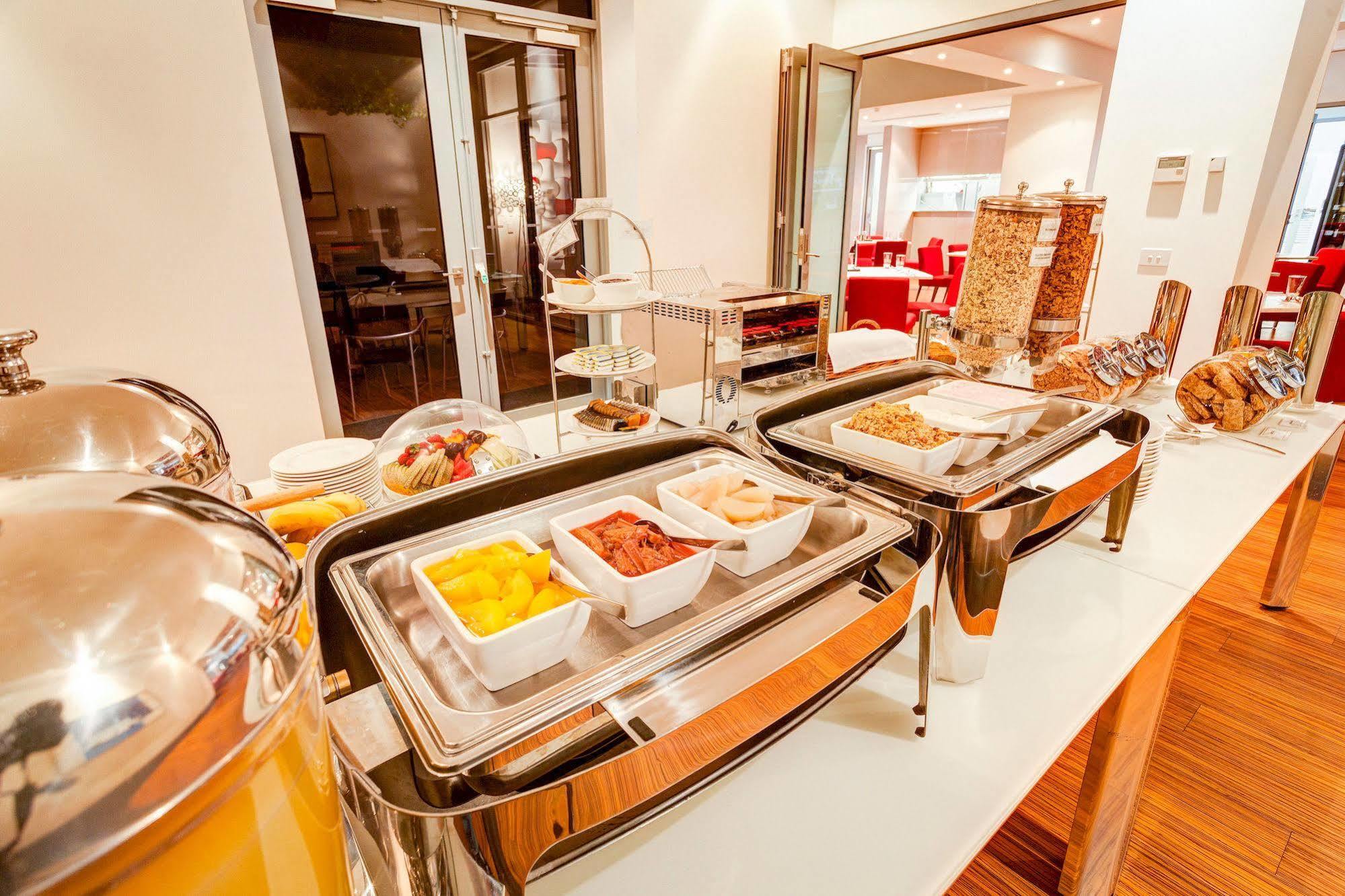 Mantra Charles Hotel Лонсестон Экстерьер фото