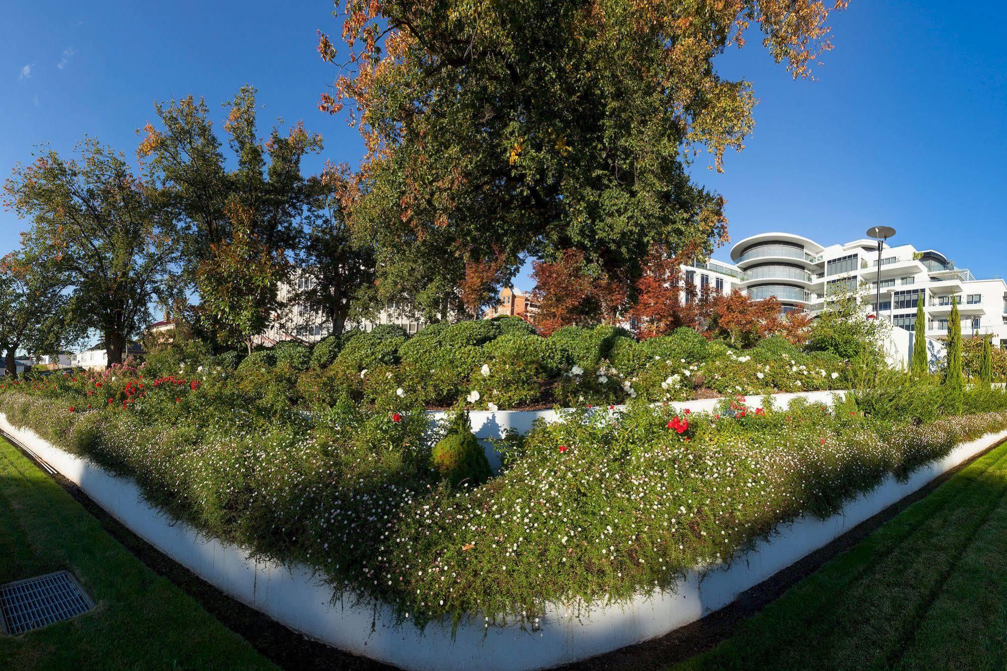 Mantra Charles Hotel Лонсестон Экстерьер фото